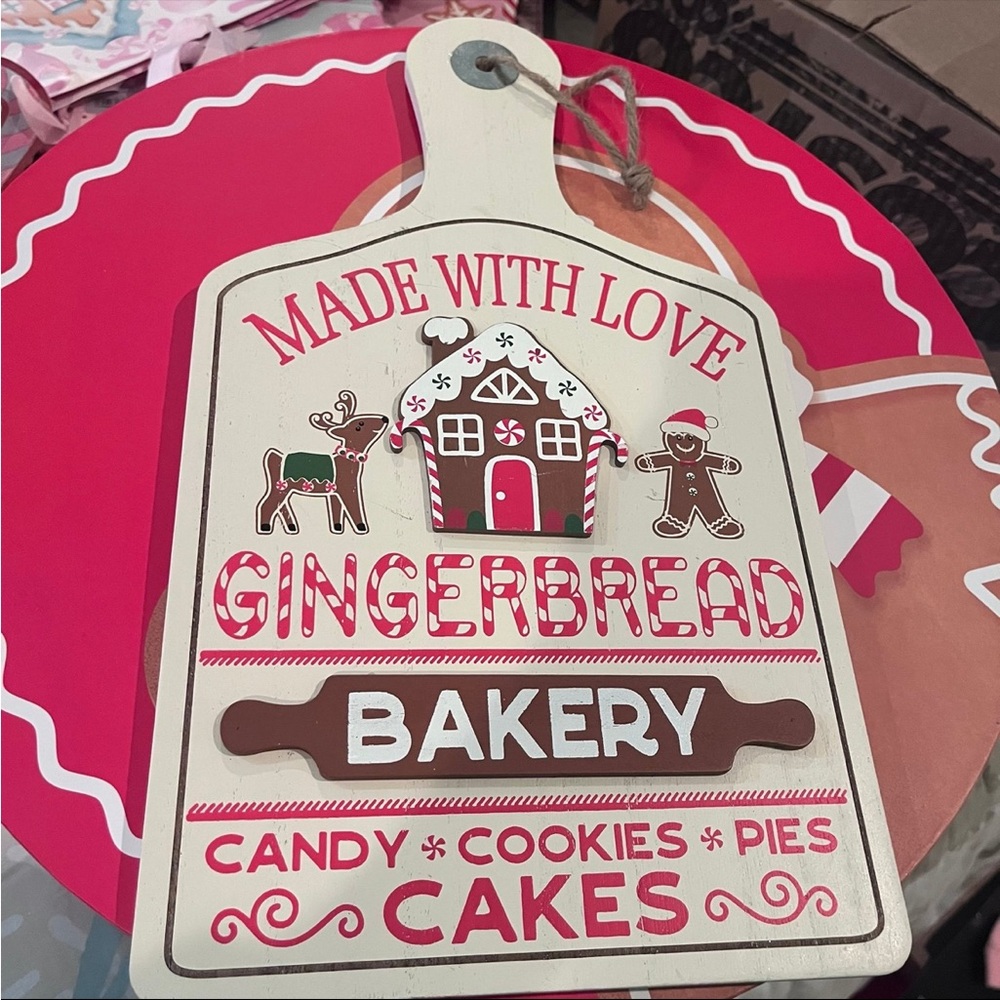 Gingerbread decor